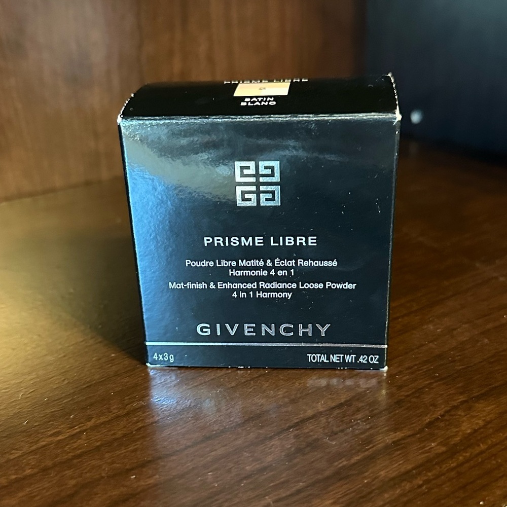 Givenchy Prisme Libre Powder - OLD FORMULA/DISCONTINUED #2 Satin Blanc